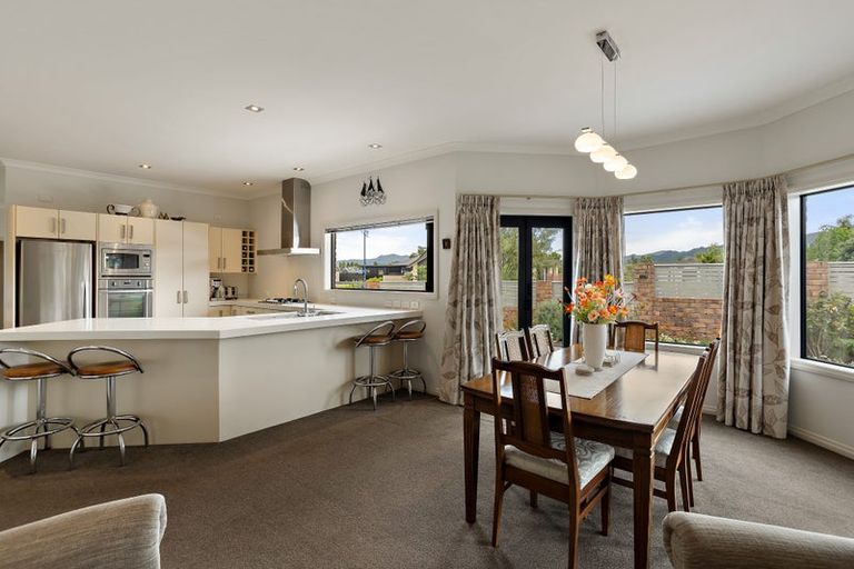 Photo of property in 1 Ringwood Place, Whitianga, 3510