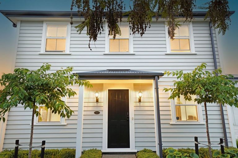 Photo of property in 1/26 Devon Street, Sydenham, Christchurch, 8023