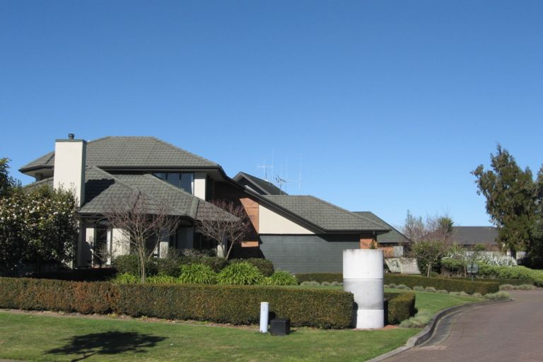 Photo of property in 5 Nielsen Gardens, Rototuna, Hamilton, 3210