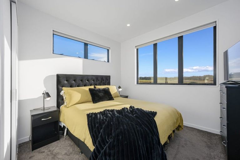 Photo of property in 82 Tarapuka Road, Westgate, Auckland, 0814