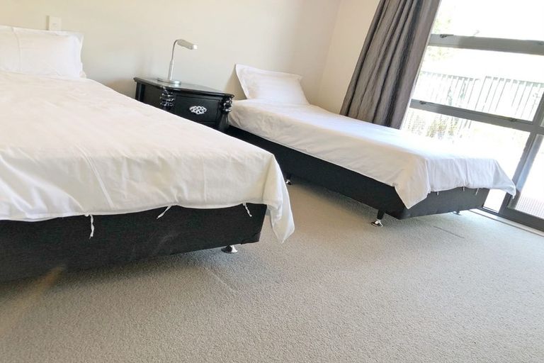 Photo of property in 32 Wawatai Drive, Karaka, Papakura, 2113