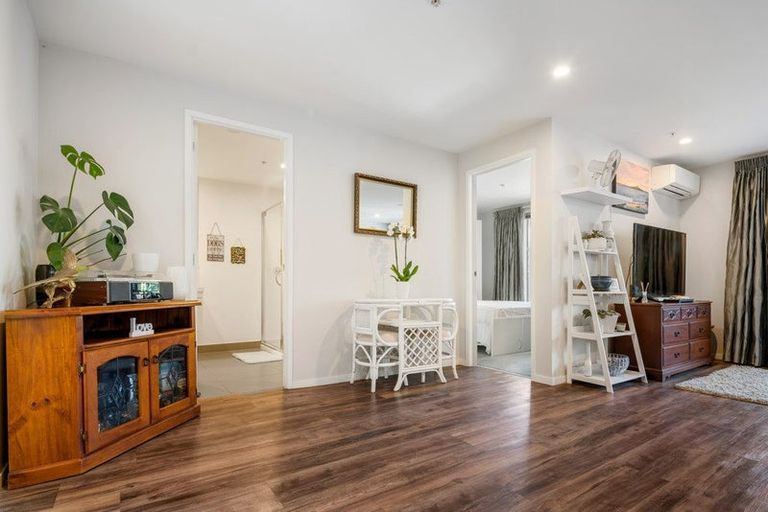 Photo of property in 104/25 Bute Road, Browns Bay, Auckland, 0630