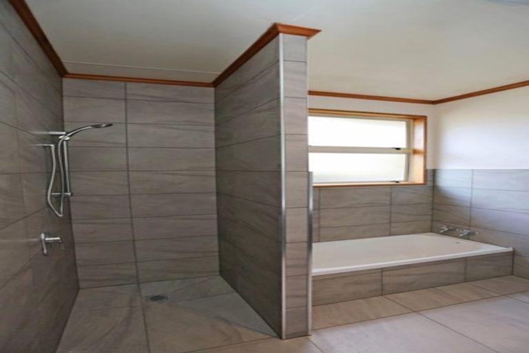 Photo of property in 46 Meldrum Street, Winton, 9720