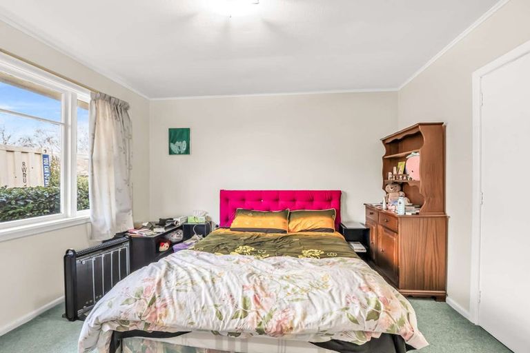 Photo of property in 11 Mottram Street, Redwood, Christchurch, 8051