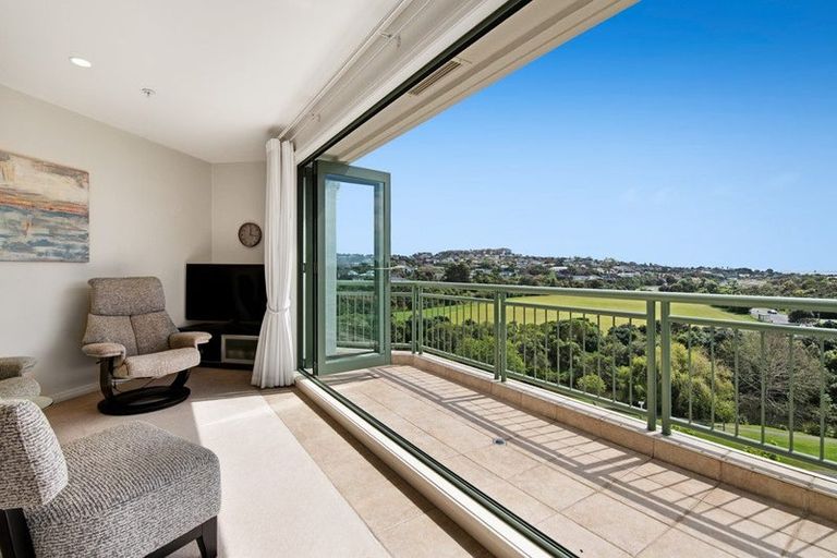 Photo of property in 21 Waterside Crescent, Gulf Harbour, Whangaparaoa, 0930