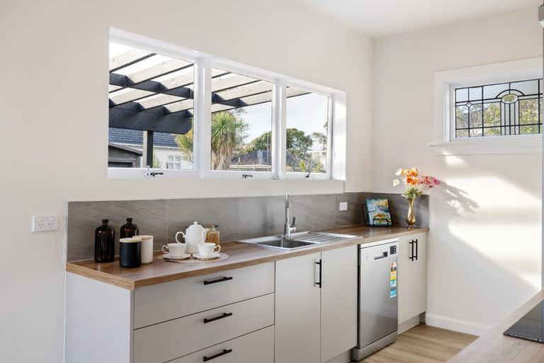 Photo of property in 31 Guild Street, Richmond, Christchurch, 8013