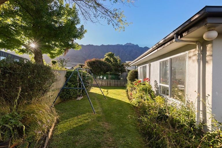Photo of property in 35a Kawarau Place, Frankton, Queenstown, 9300