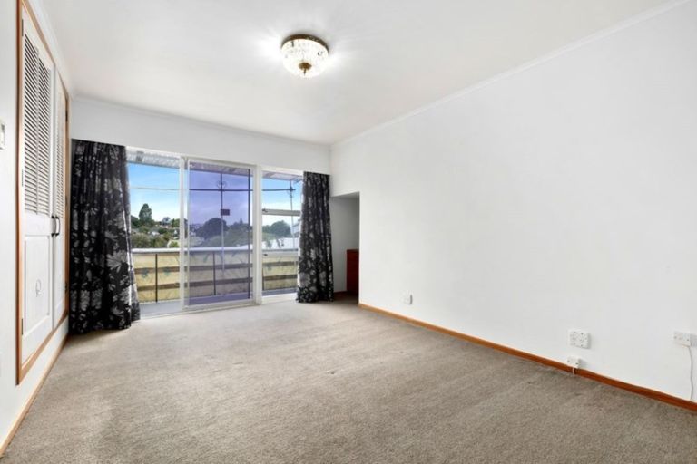 Photo of property in 5 Tiber Road, Forrest Hill, Auckland, 0620