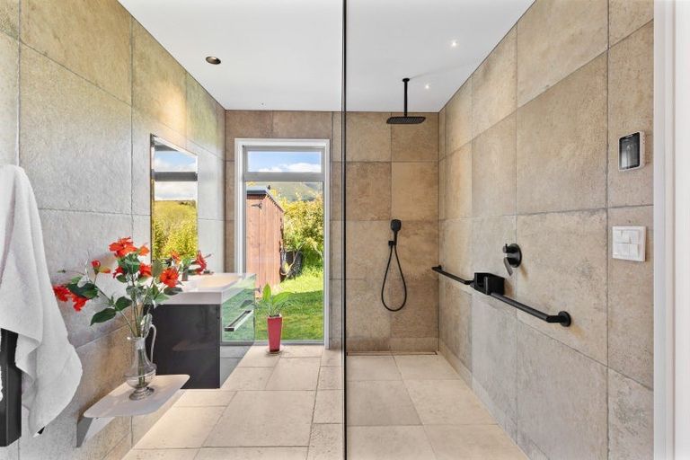 Photo of property in 19 Sandridge Terrace, Pohara, Takaka, 7183