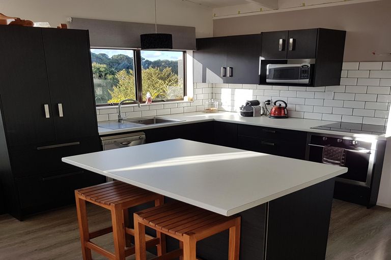 Photo of property in 3b Te Haumi Drive, Paihia, 0200