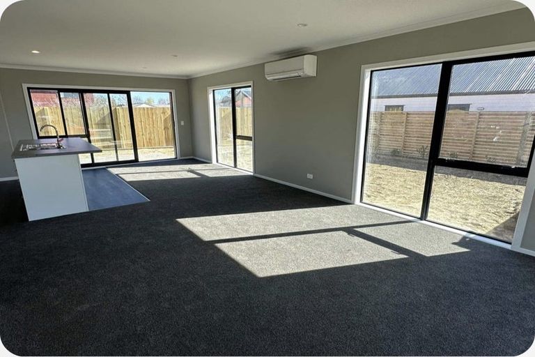 Photo of property in 3 Rotoiti Place, Paraparaumu, 5032