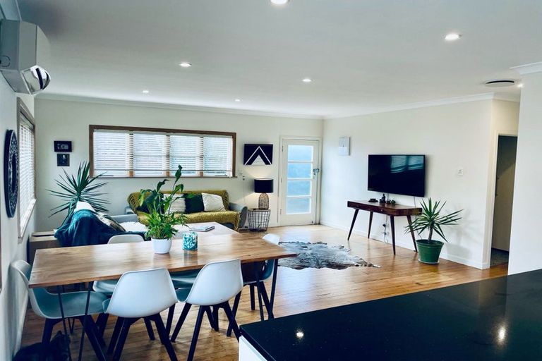 Photo of property in 6 Nelson Avenue, Northcote Point, Auckland, 0627