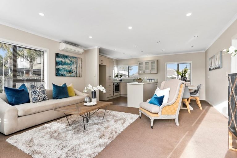 Photo of property in 1/97 Nelson Street, Howick, Auckland, 2014