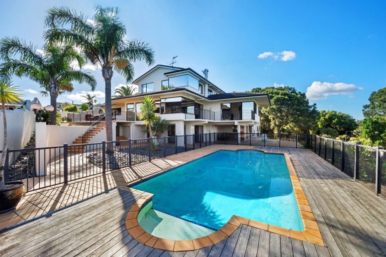 Photo of property in 38 Venus Place, Half Moon Bay, Auckland, 2012