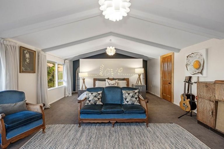 Photo of property in 9 Lake Terrace Road, Burwood, Christchurch, 8061