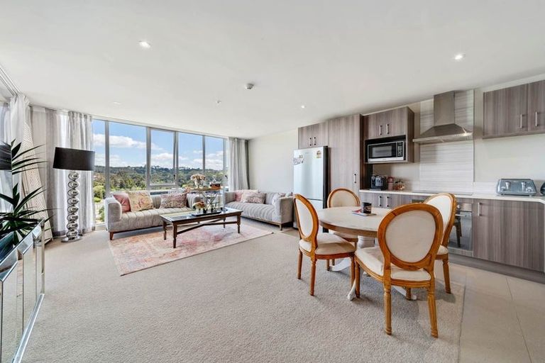 Photo of property in 609/1 Rose Garden Lane, Albany, Auckland, 0632