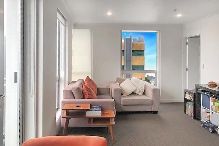 Photo of property in Terrace Heights Apartments, 14f/163 The Terrace, Wellington Central, Wellington, 6011