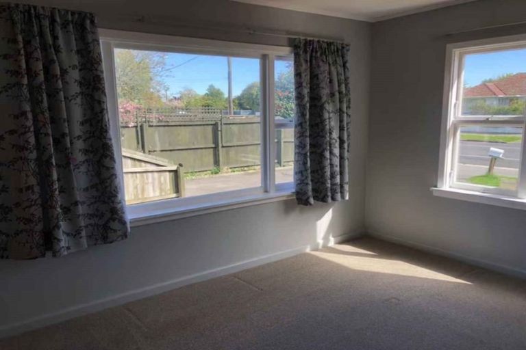 Photo of property in 97 Maidstone Road, Ilam, Christchurch, 8041