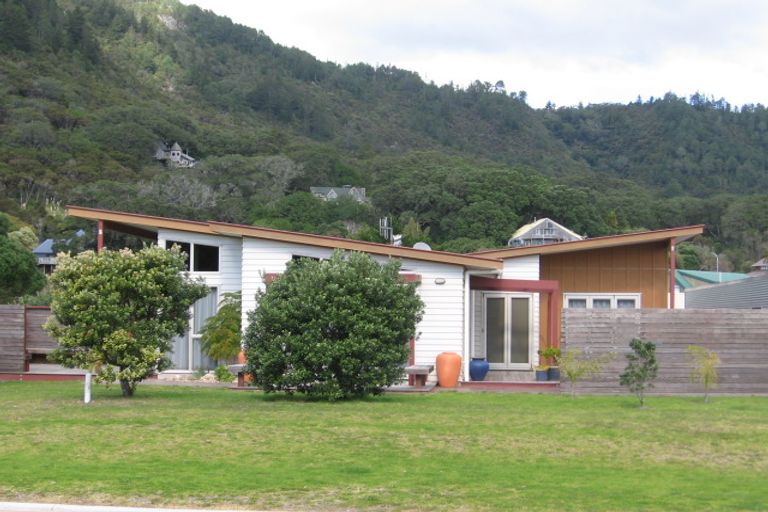 Photo of property in 42 Pauanui Beach Road, Pauanui, Hikuai, 3579