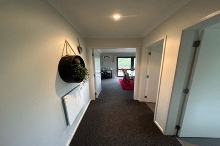 Photo of property in 5 North Crest Drive, Onerahi, Whangarei, 0110
