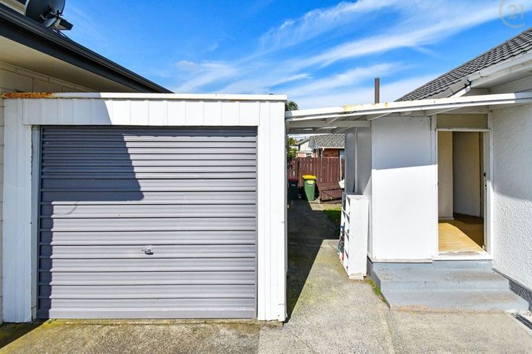 Photo of property in 1/5 Hill Road, Papatoetoe, Auckland, 2025