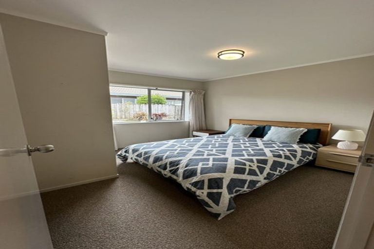 Photo of property in 2/55 Clydesdale Avenue, Somerville, Auckland, 2014
