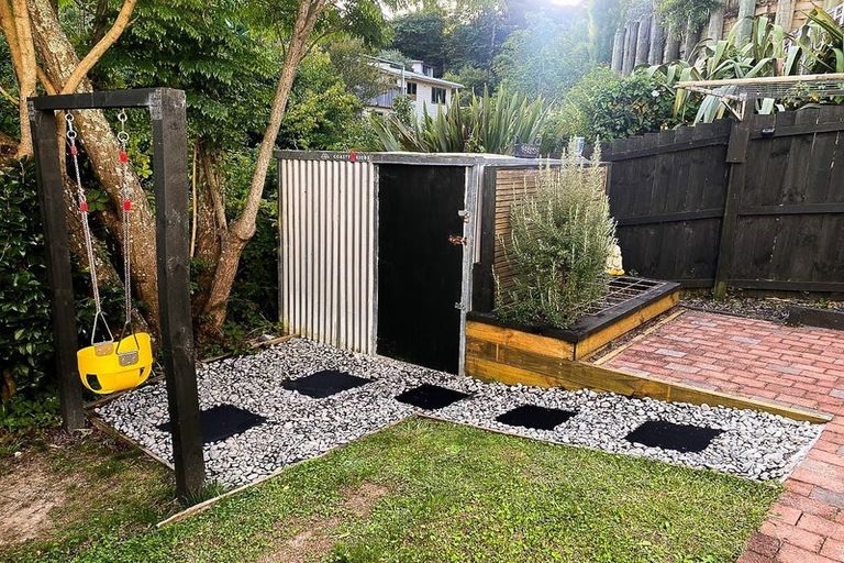 Photo of property in 12/24 Eastglen Road, Glen Eden, Auckland, 0602