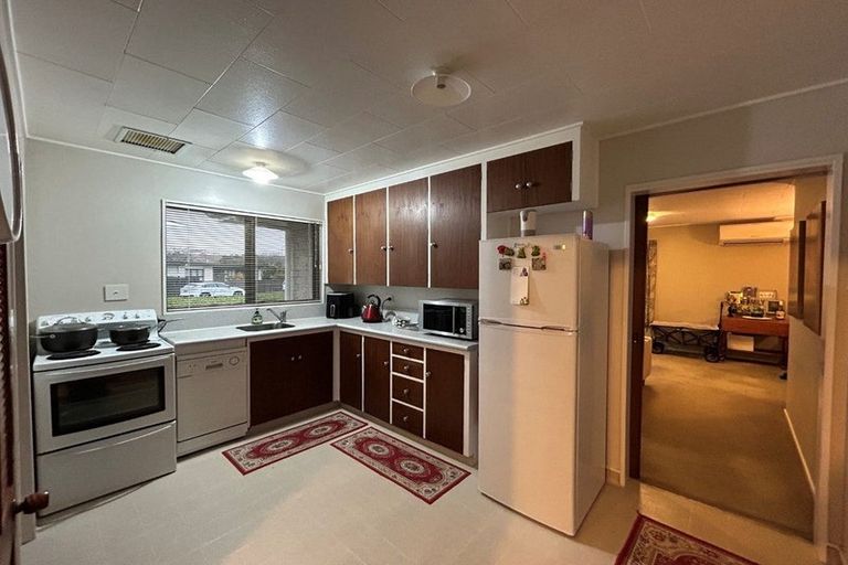 Photo of property in 1/5 Somerset Place, Taradale, Napier, 4112