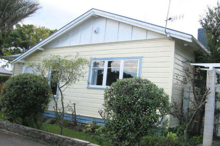 Photo of property in 1a Finnis Lane, Hospital Hill, Napier, 4110