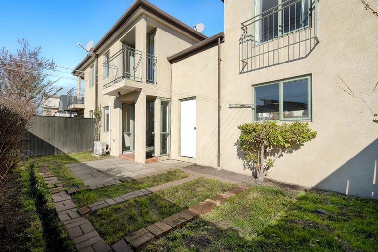 Photo of property in 90 Purchas Street, Edgeware, Christchurch, 8013