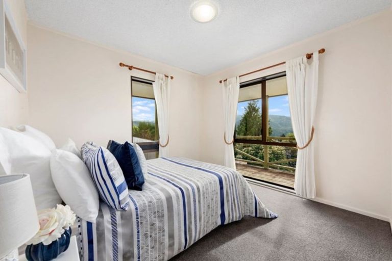 Photo of property in 136 Holborn Drive, Stokes Valley, Lower Hutt, 5019