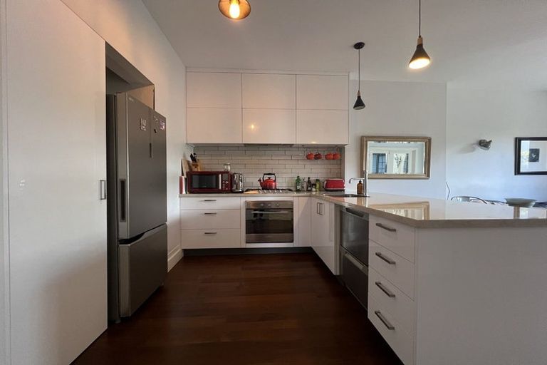 Photo of property in 9 Webb Street, St Albans, Christchurch, 8014