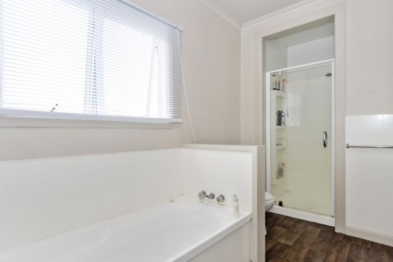 Photo of property in 1 Sophies Way, Papamoa Beach, Papamoa, 3118