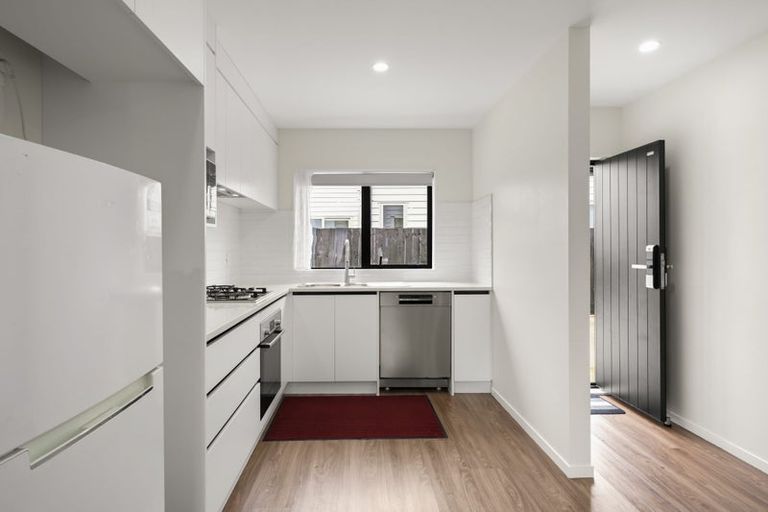 Photo of property in 14d Volante Avenue, Wattle Downs, Auckland, 2103