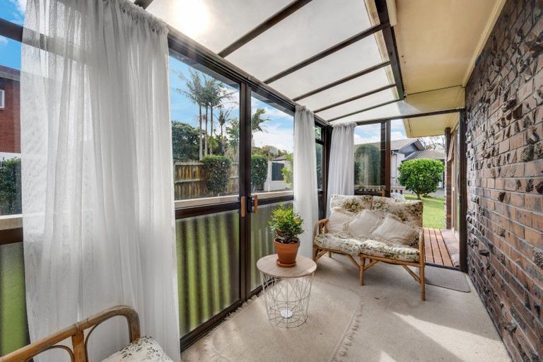 Photo of property in 16 Tercel Place, Sunnyhills, Auckland, 2010