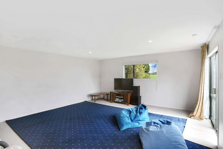 Photo of property in 75 Park Terrace, Waikuku Beach, 7473