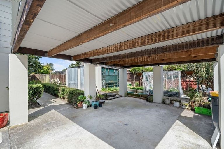 Photo of property in 207 Maidstone Road, Avonhead, Christchurch, 8042