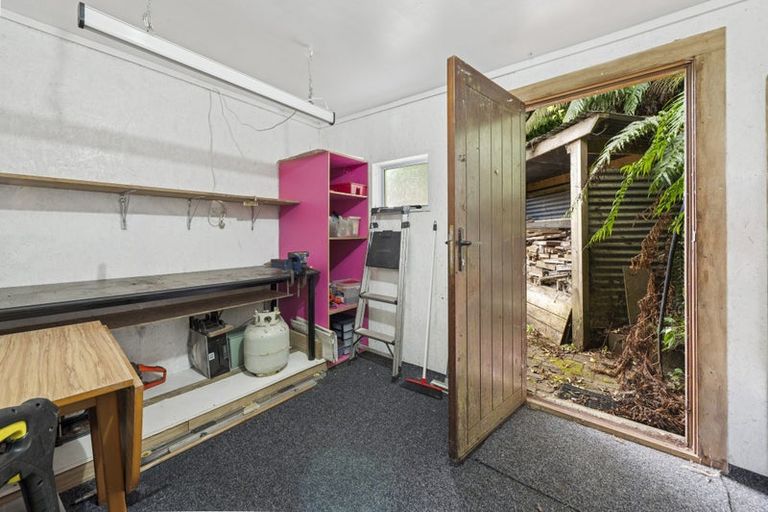 Photo of property in 11 Chingford Road, Lake Rotoma, Rotorua, 3074