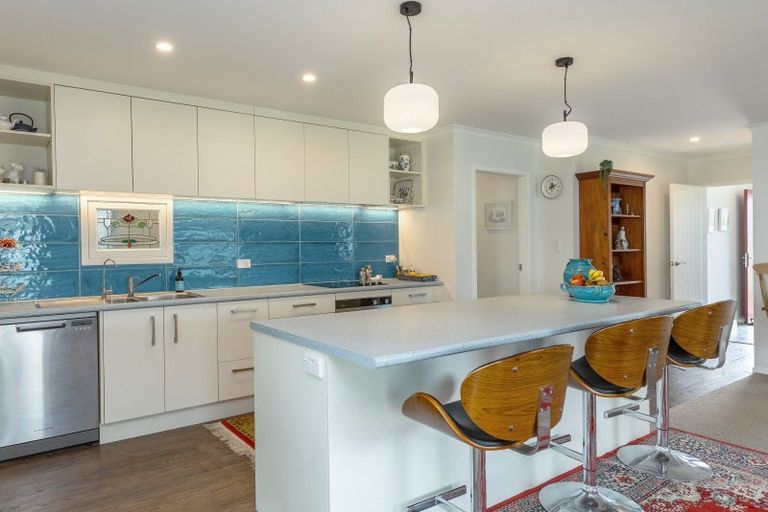 Photo of property in 38 Westwood Avenue, Greytown, 5712