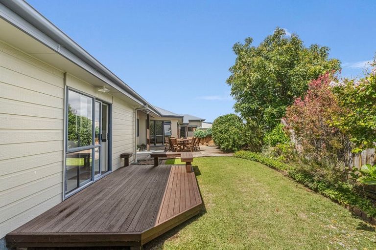 Photo of property in 11 Seascape Avenue, Whitianga, 3510