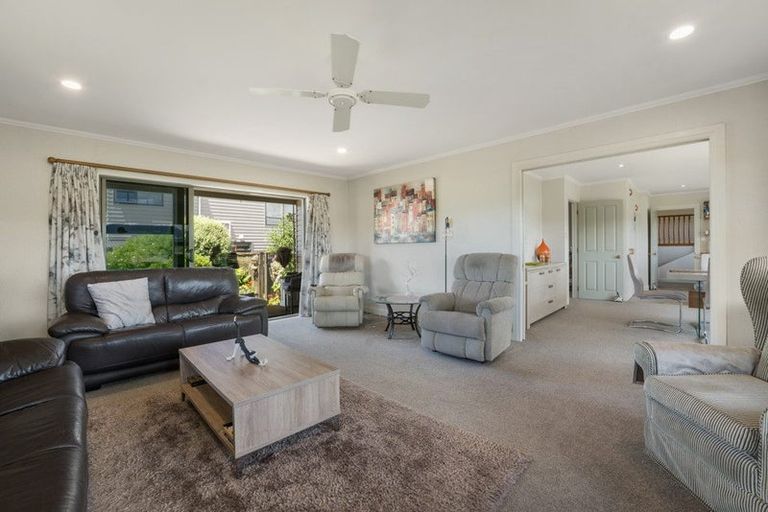 Photo of property in 6 Hanlen Avenue, Waihi Beach, 3611