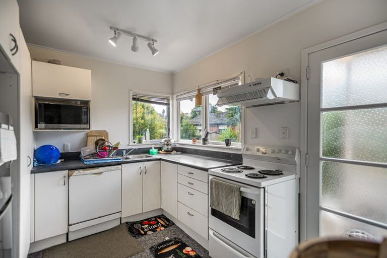 Photo of property in 53 Shakespeare Road, Bluff Hill, Napier, 4110