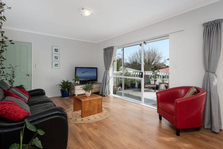 Photo of property in 88 Esmeralda Street, Welcome Bay, Tauranga, 3112