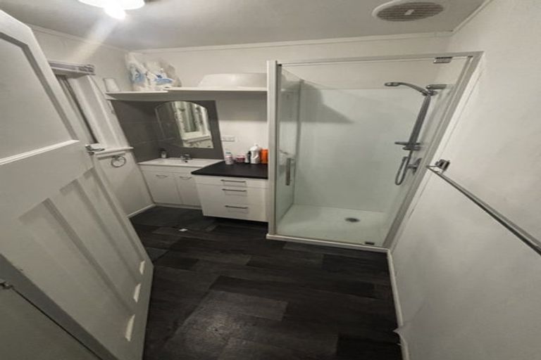 Photo of property in 17 Queen Street, Cambridge, 3434