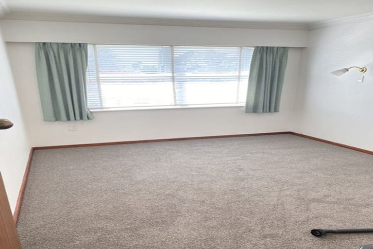 Photo of property in 10 Chedworth Avenue, Chedworth, Hamilton, 3210