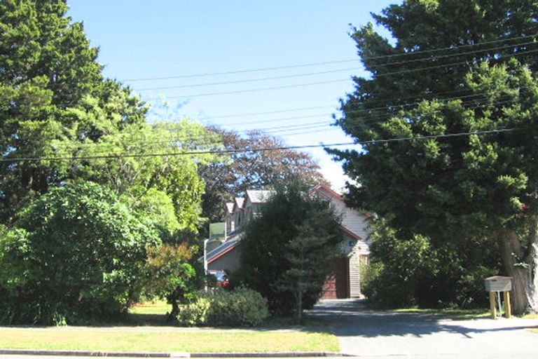 Photo of property in 6 Palfrey Street, Wallaceville, Upper Hutt, 5018