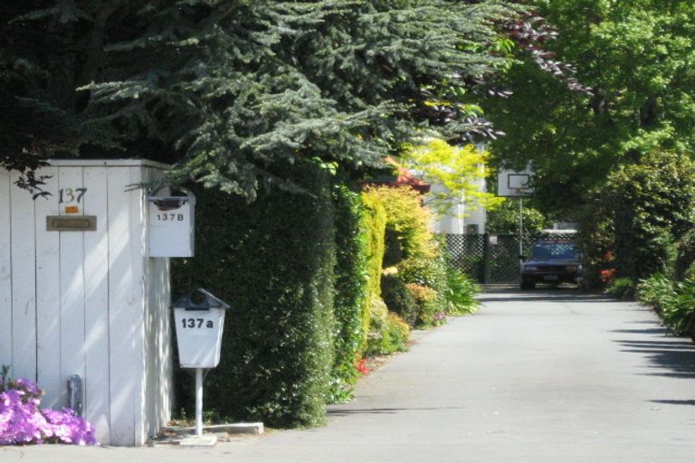 Photo of property in 137a Memorial Avenue, Burnside, Christchurch, 8053
