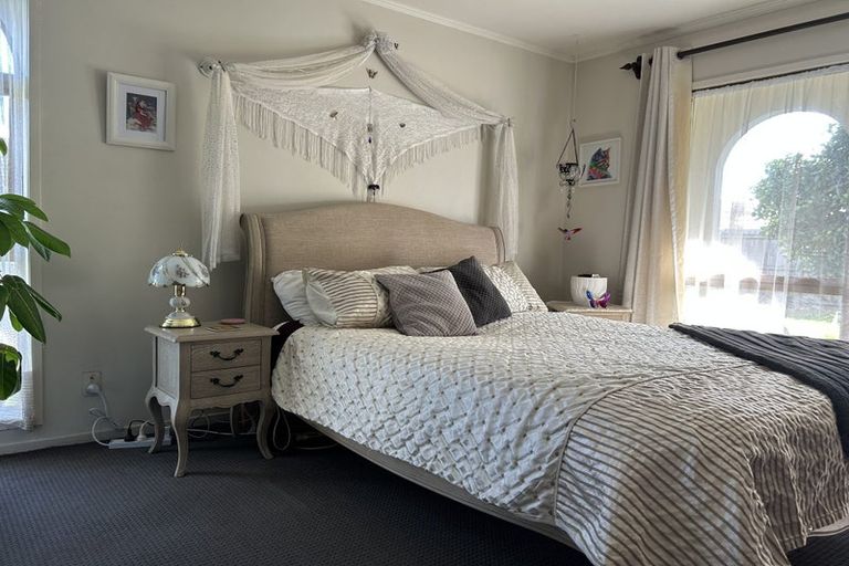 Photo of property in 1/39 Clevedon Road, Papakura, 2110