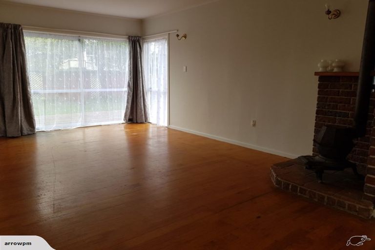 Photo of property in 18 Normandy Place, Henderson, Auckland, 0610