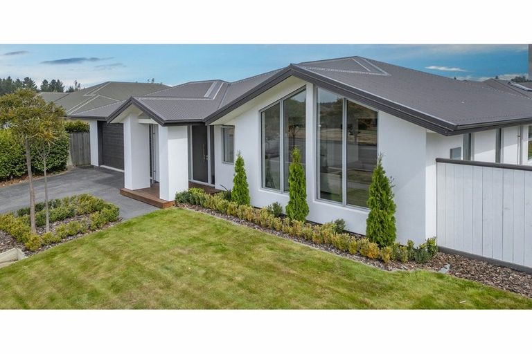 Photo of property in 9 Murfitt Street, Pegasus, 7612